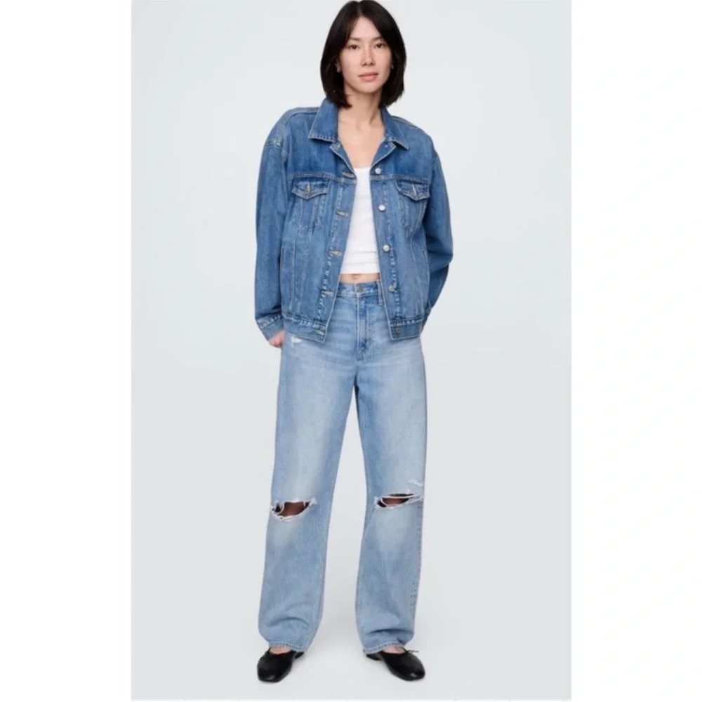 GAP Women Size 27/4 Petite Barrel High Rise Jeans Light Indigo Destroy EUC - Picture 3 of 15